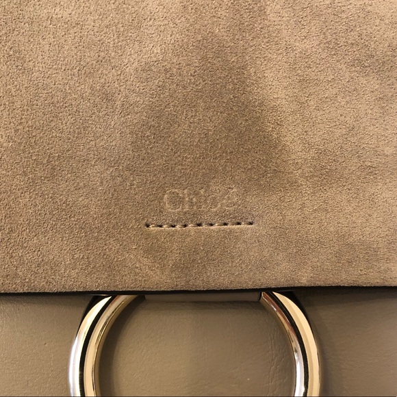 Chloé Faye Small Leather Crossbody Bag - Picture 6 of 8